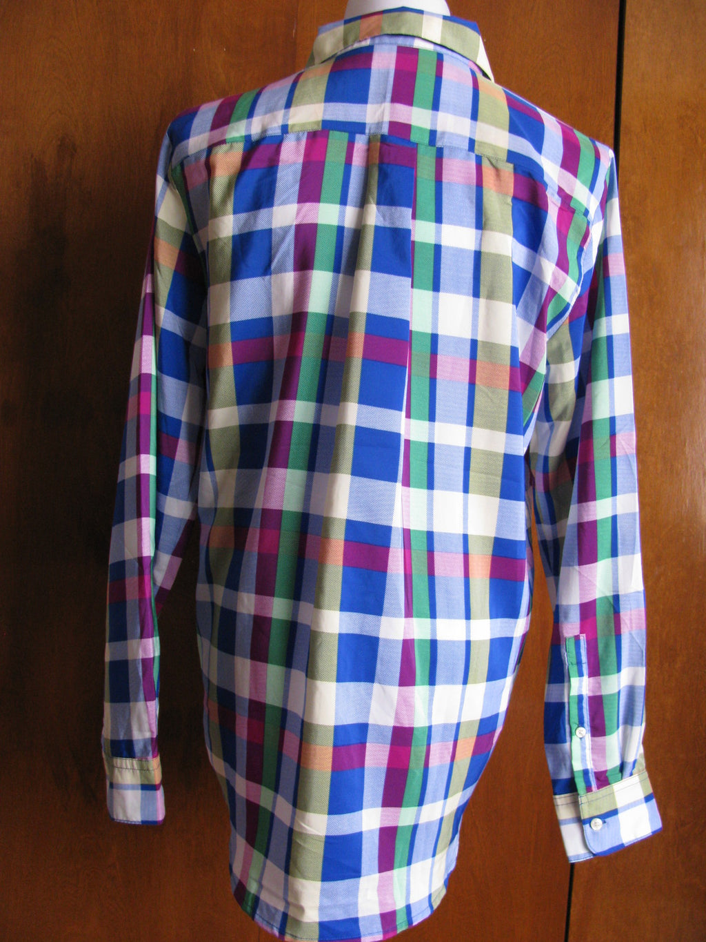Gap women’s lightweight shirt multi color size medium New