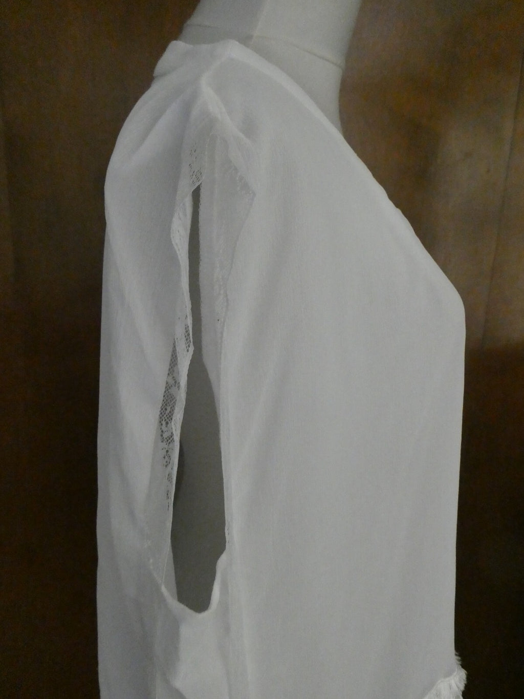 Anthropologie Ranna Gill Women's Decorated Detailed Lined White Top Size Large