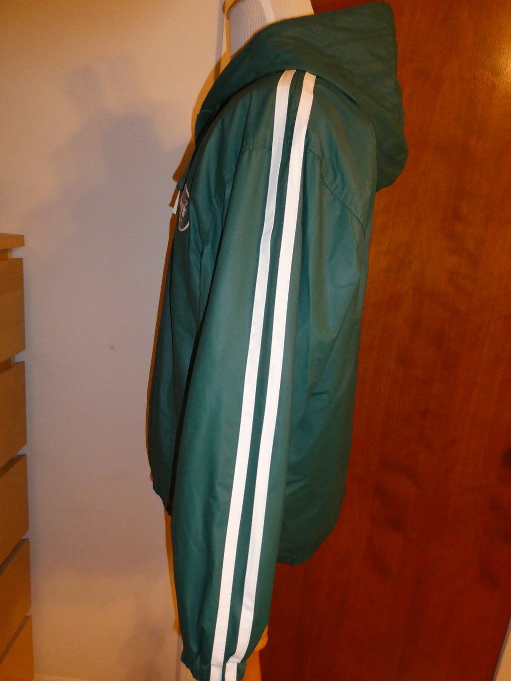 New York Jets Pro Line Coat Size Medium Unisex Adult with Hood and Liner