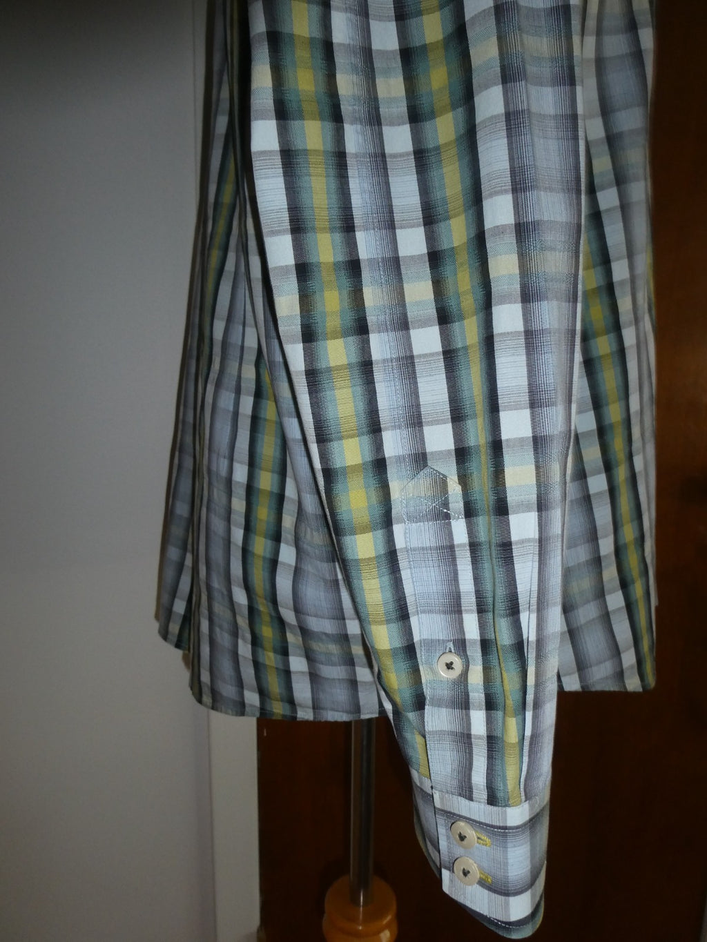 Tommy Bahama Island Modern Fit Shirt Men's XL Plaid 100% Cotton Button Front
