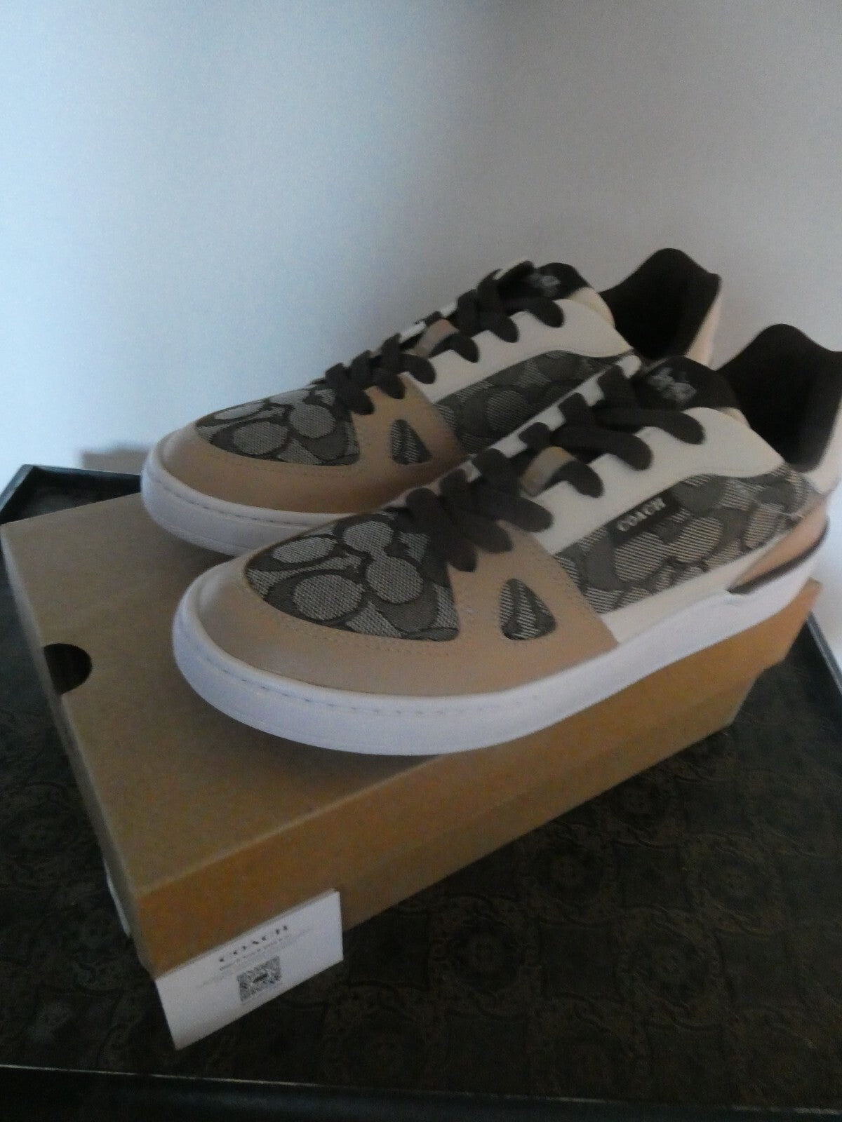 Coach Womens Maple Clip Signature Court Low Top Sneakers Size 6B, 6.5B, 7.5B, 8B
