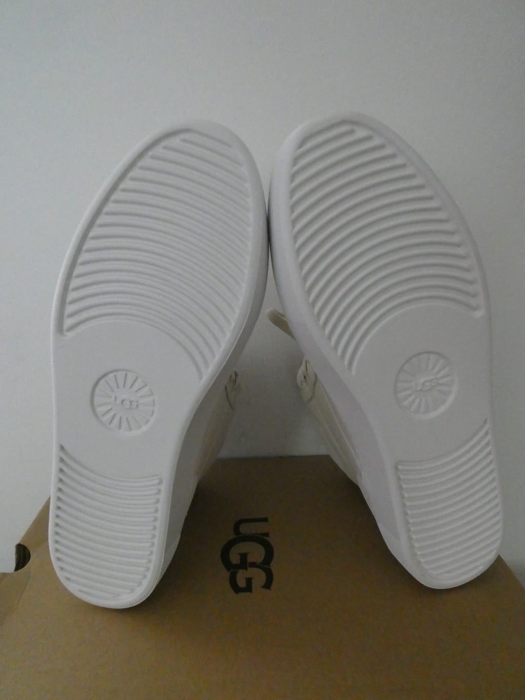 UGG Women’s Zilo High II Jasmin Waterproof Sneaker Boots Size 9, 10, 11 New
