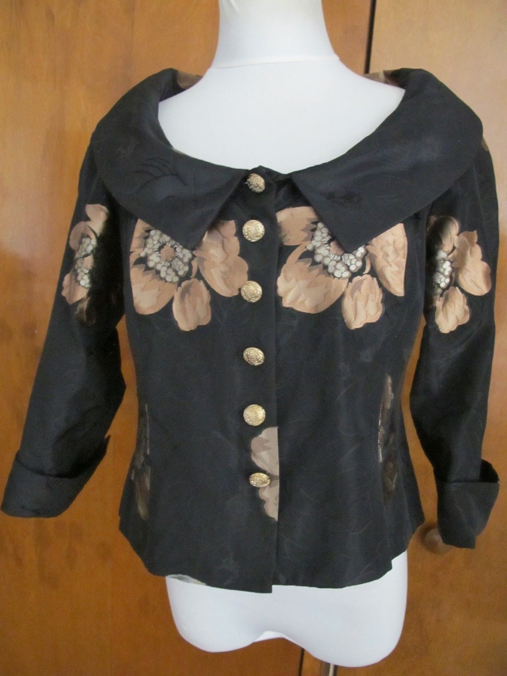Juliana women’s black 6 button lined evening blazer jacket size 8 pre-owned