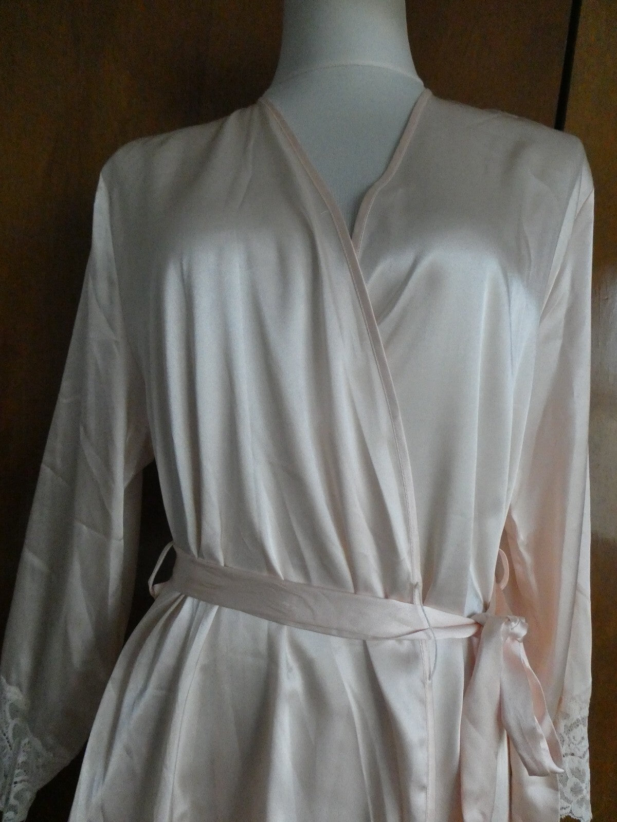 Jones New York women's peaslk wrap bath robe spa size L/XL fits size large $58