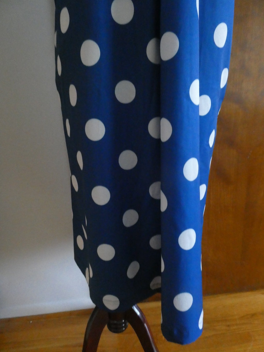 Women's navy/white polka dot button-down collared dress size XL