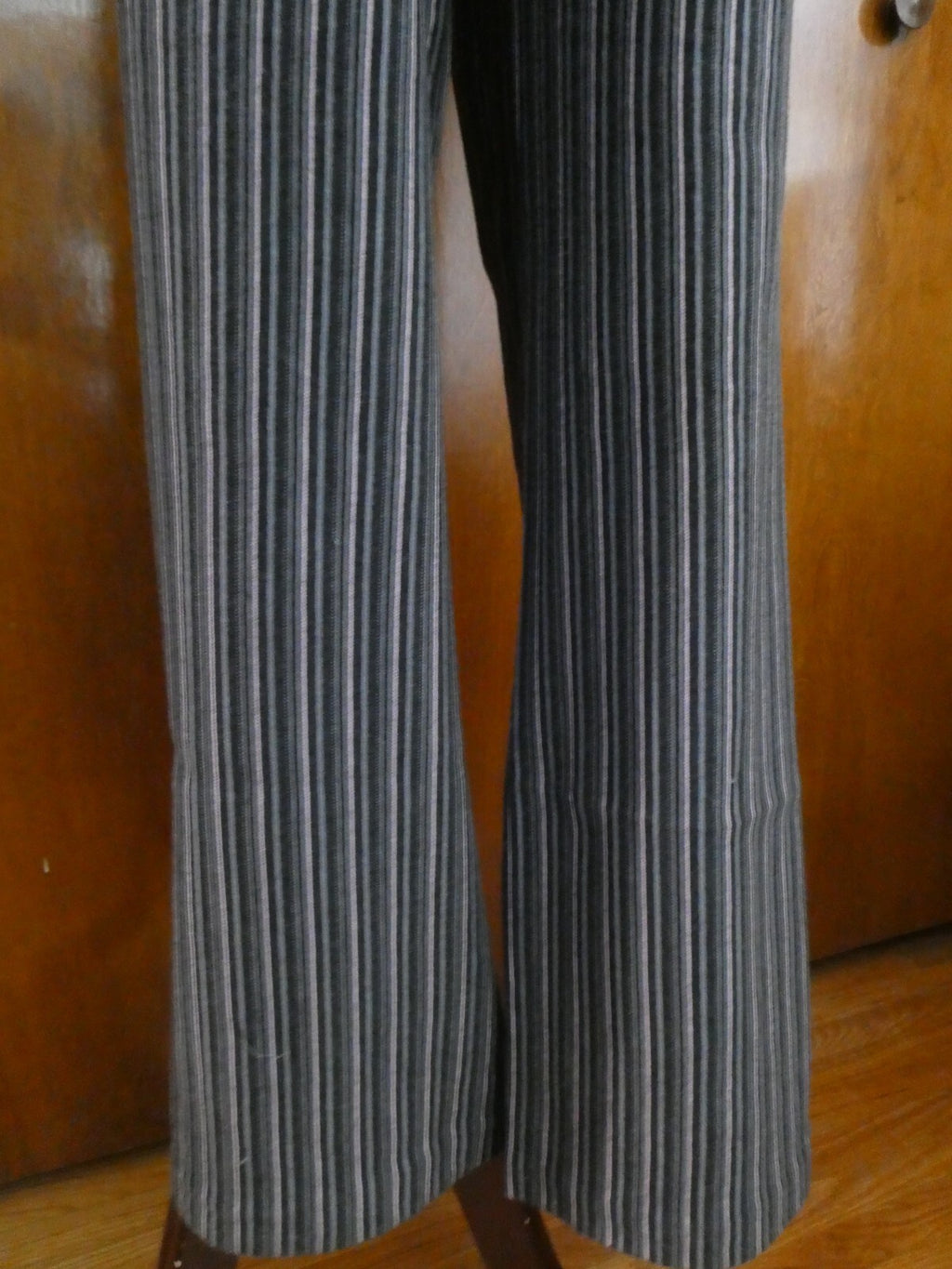 New York &Company women striped wide leg pants size large