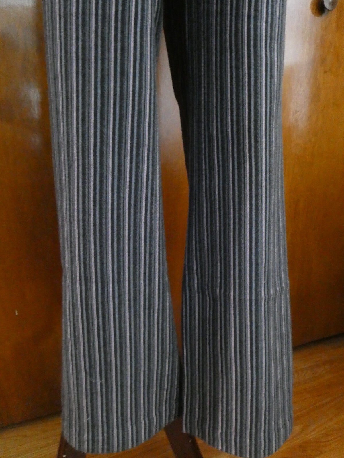 New York &Company women striped wide leg pants size large