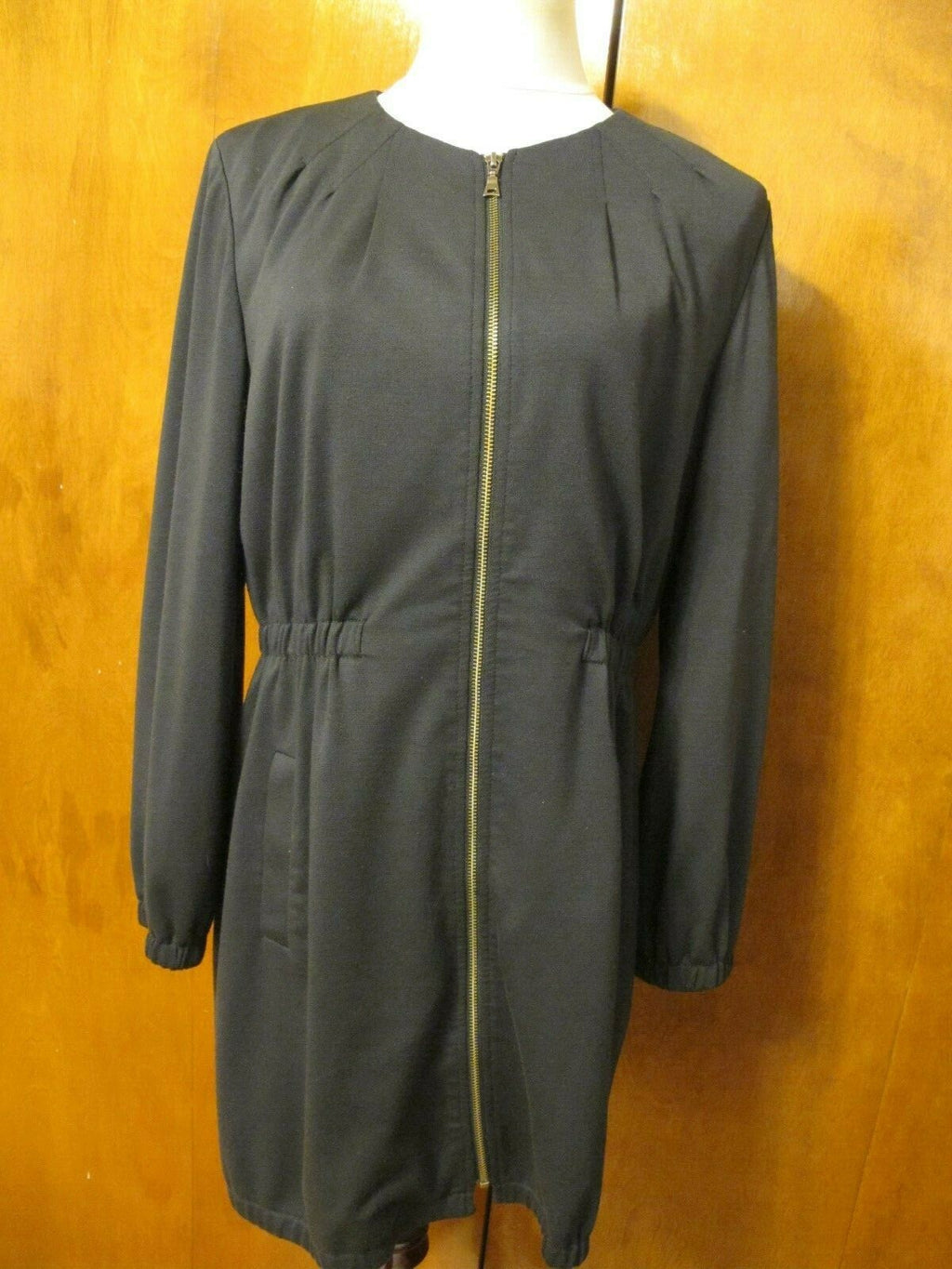 Tahari Women’s Black Long Blazer Jacket Large