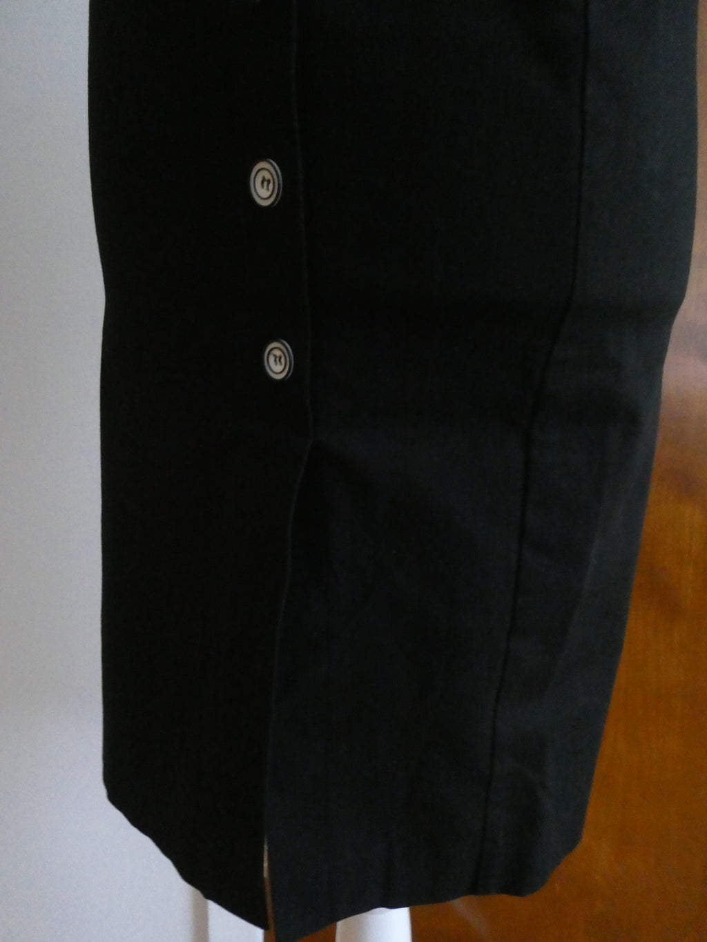 Bebe Black Pencil Skirt Button Front Lined Cotton Knee Length Chic Size 2