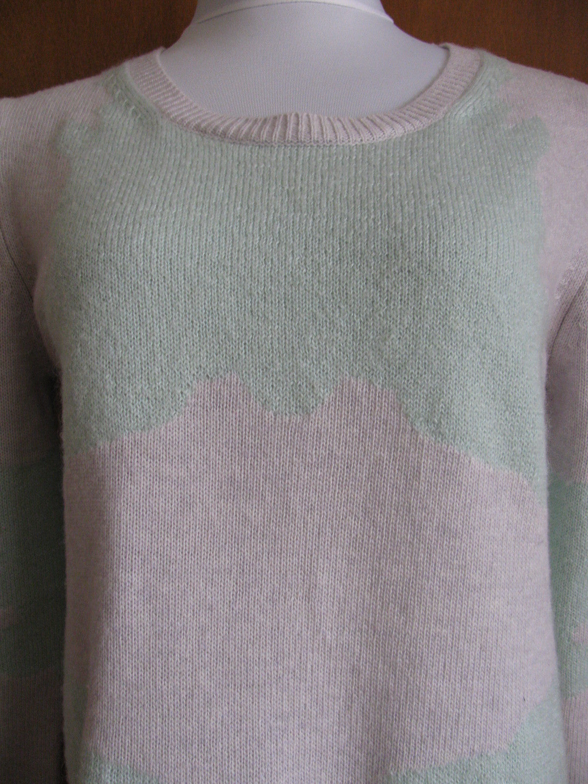Theory Jaidyn C Women's  Argent Soft Mint Scoop Neck Sweater Size Medium New