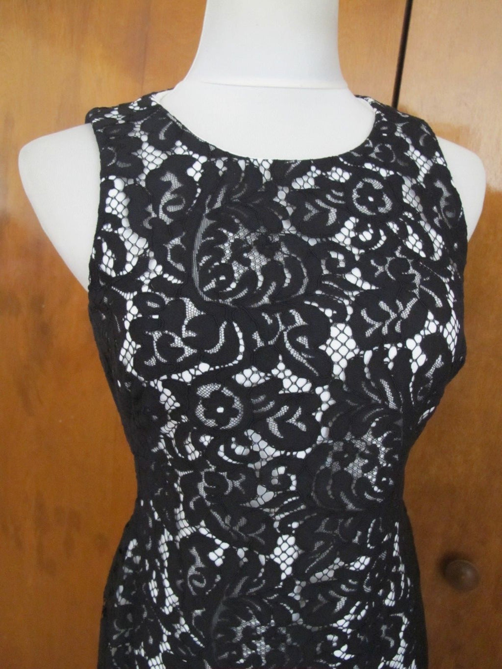 Ralph Lauren women's black ivory fabric lace crafted evening dress 6P 