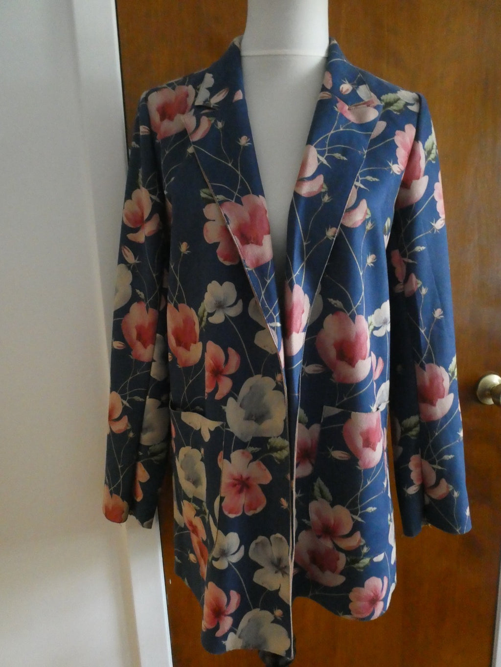 Solitaire Women's Small Floral Blazer Blue Pink Open Front Polyester Jacket