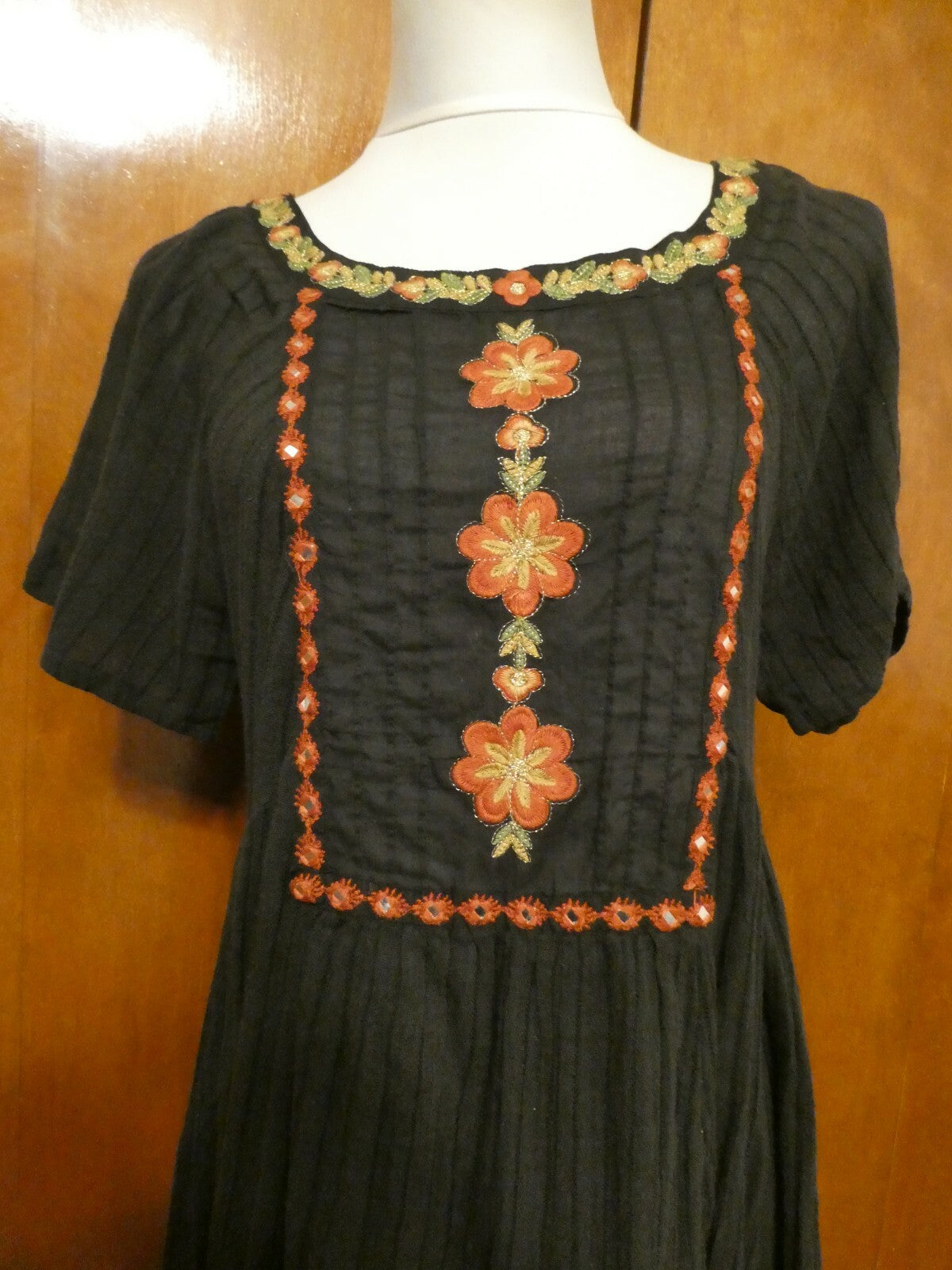 Free People Women’s Asymmetric Black Embroidered Soft Cotton Dress Small 