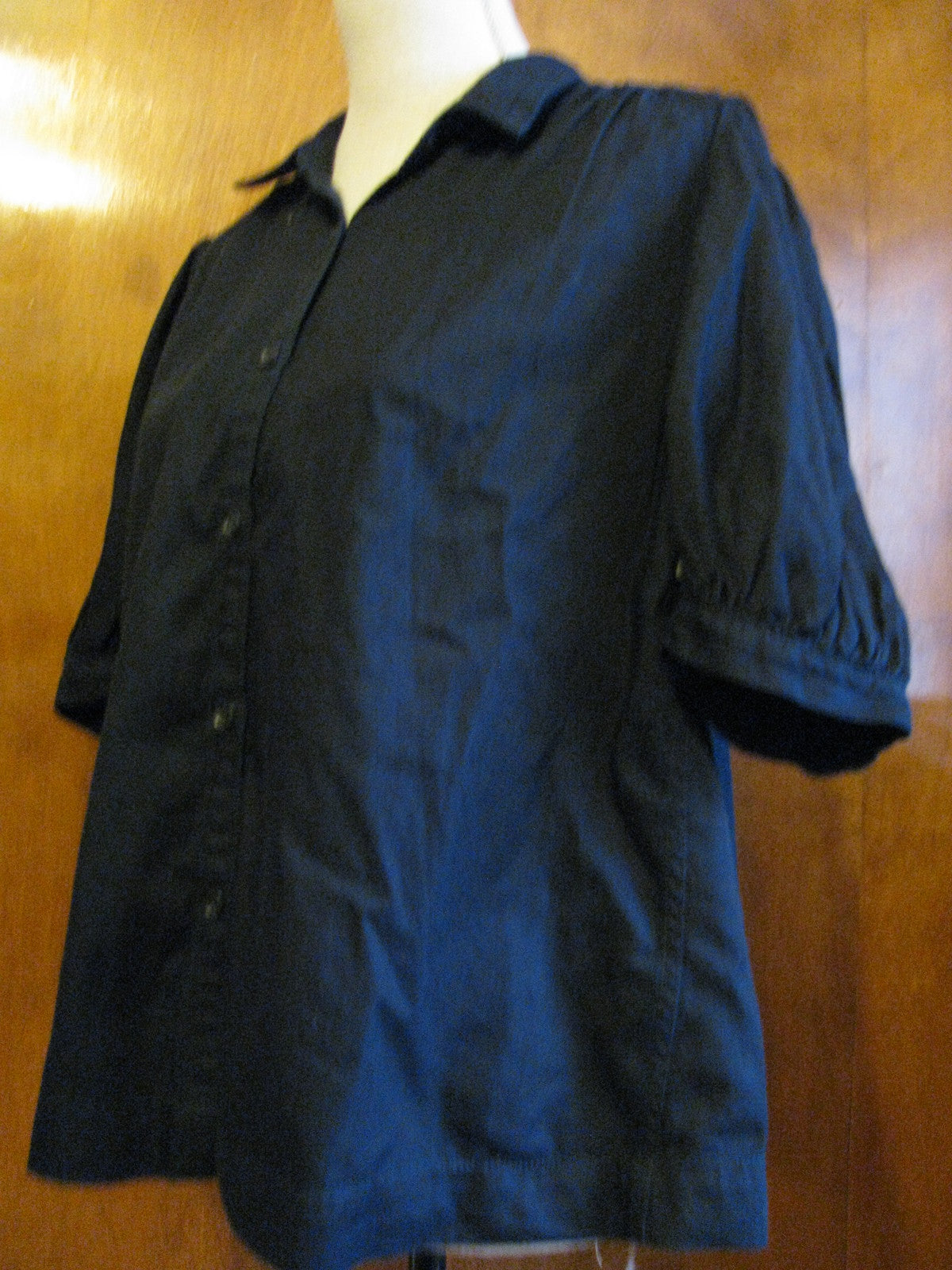 Gap 1969 women's Black 100% Cotton Blouse Size XSmall fits Small New