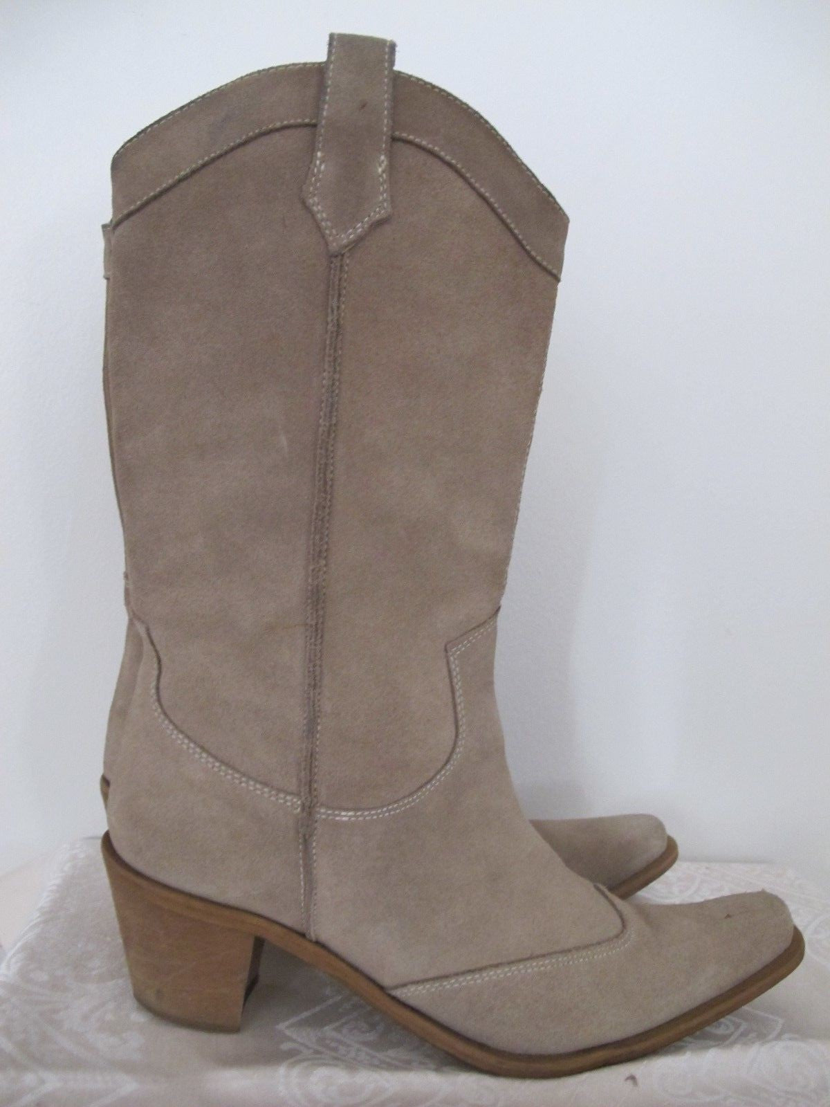Chat Chat women's beige womens leather suede boots made in italy size 7