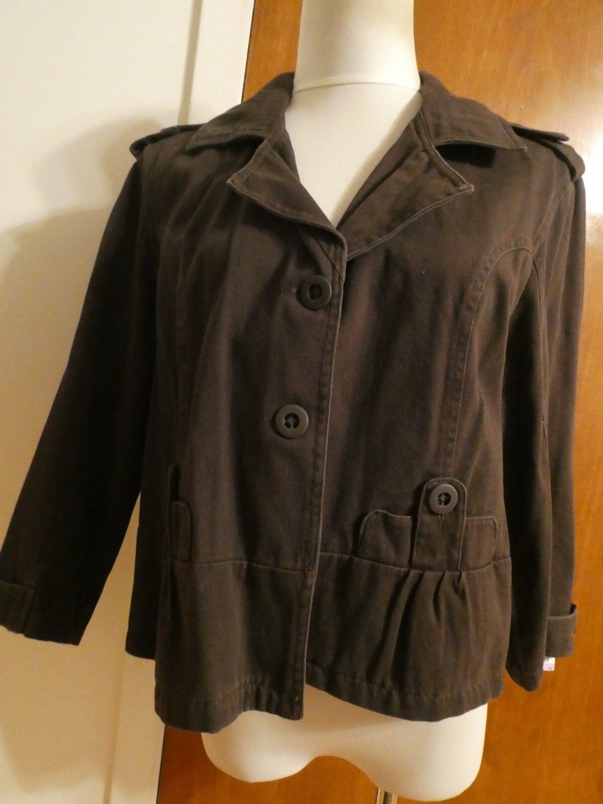 Coffeeshop women’s brown 3/4 sleeves detailed blazer jacket  XLarge new w/tag