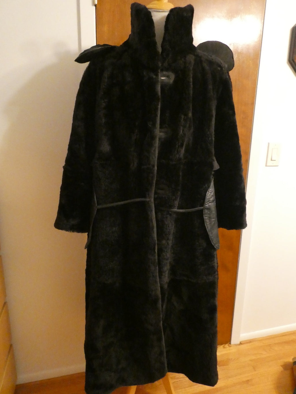 Adarcrea Women Black Shearling Sheepskin A-Line Winter Coat SZ 10 (US 14) Spain