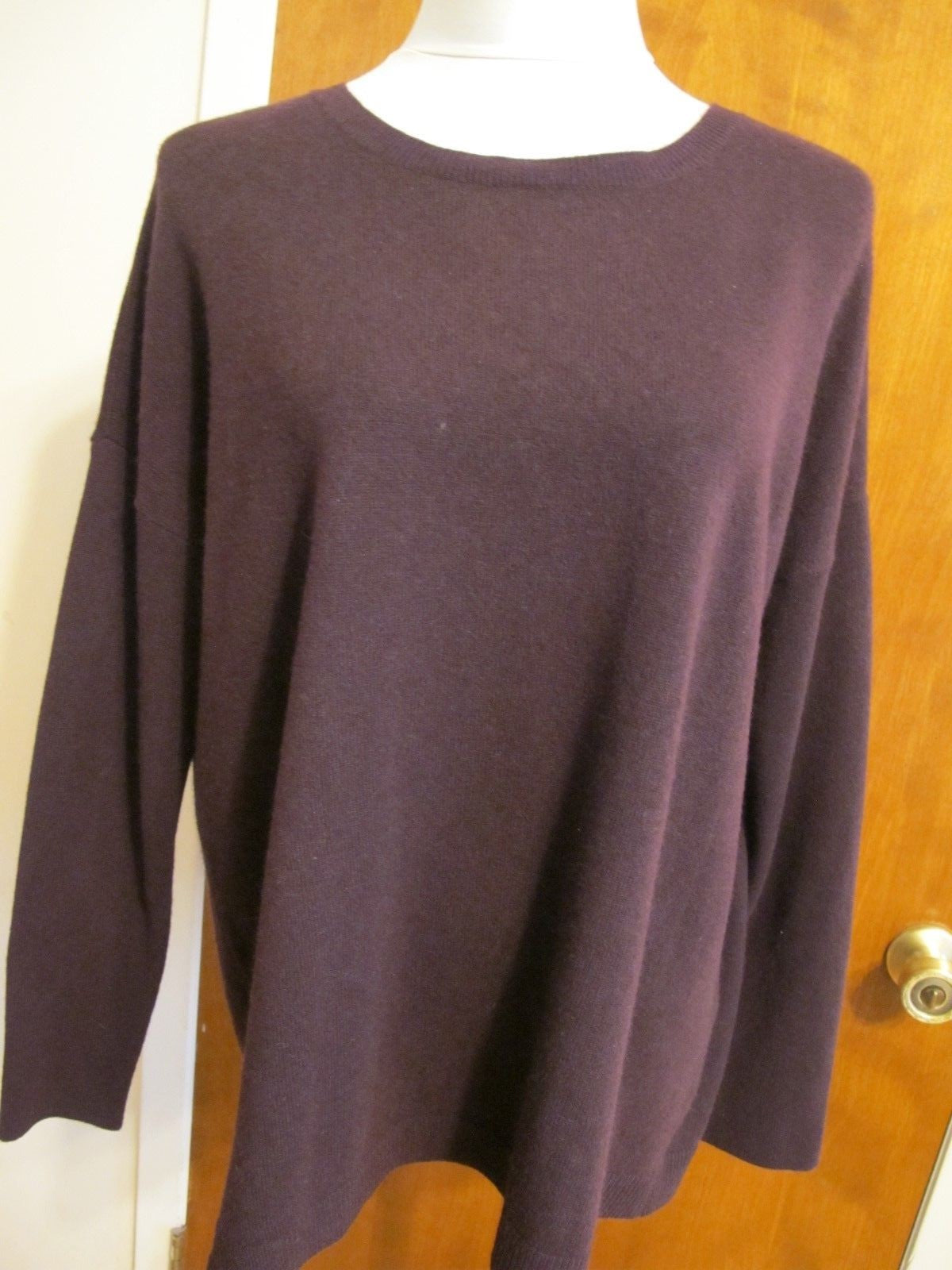 Bloomingdale's Women's Burgundy 2 Ply Cashmere Sweater M  