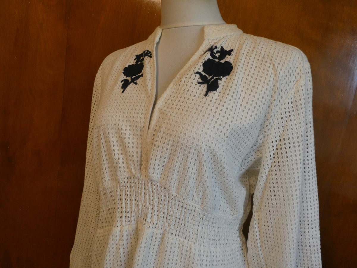 Anthropologie Hemant & Nandita Embroidered Eyelet V- Neck Dress Size 12 $228