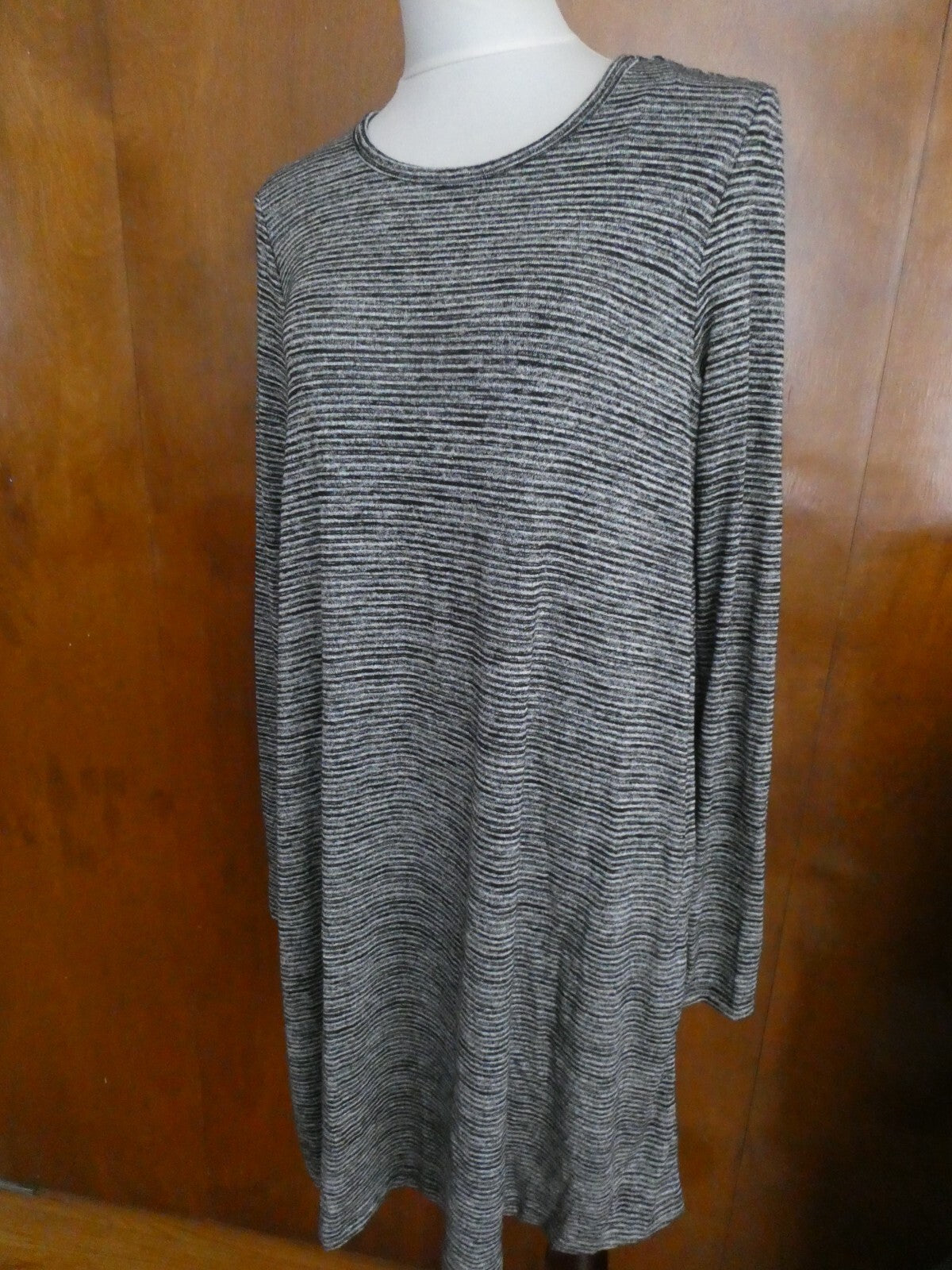 Gap Women's A-Line Black/Gray Long Sleeves Dress Size XLarge