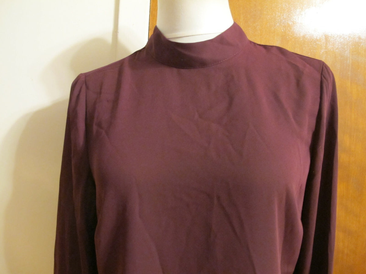 The Limited women’s detailed purple blouse top Medium