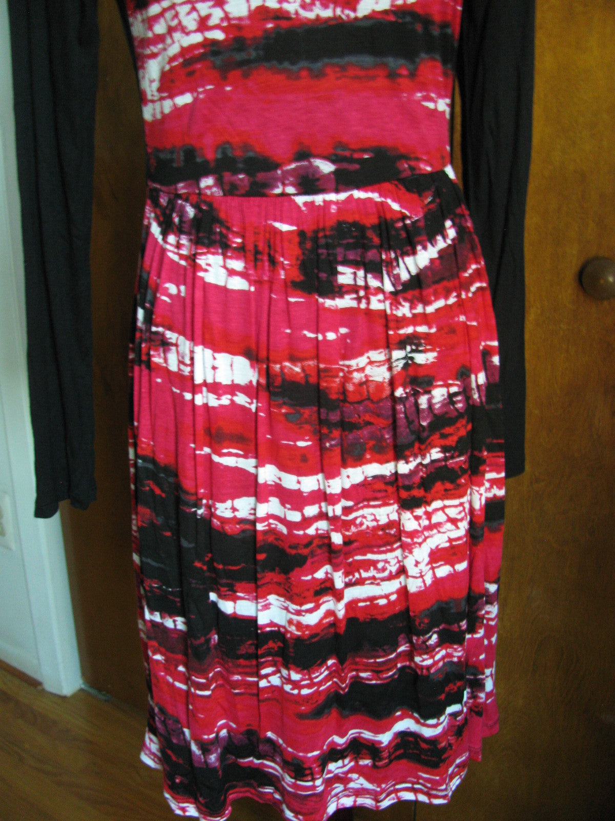 Kensie women’s black poppy combo lined viscose dress Medium