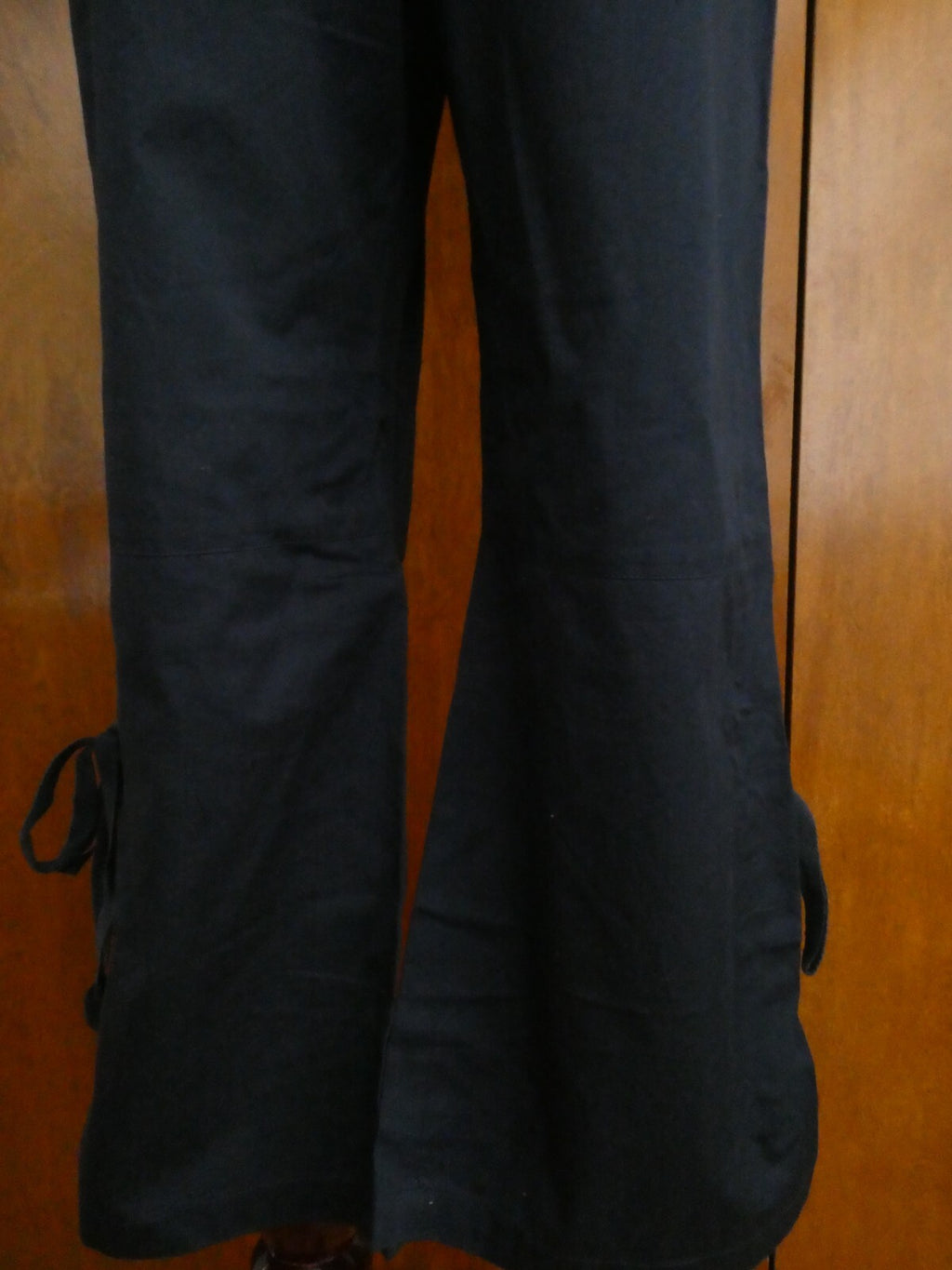 Calvin Klein Woman's Navy lightweight Cotton Summer Capris Pants 14P