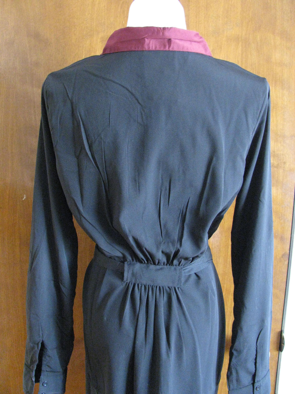 Romeo & Juliet Women's Black Burgundy Dress Size Medium NWT