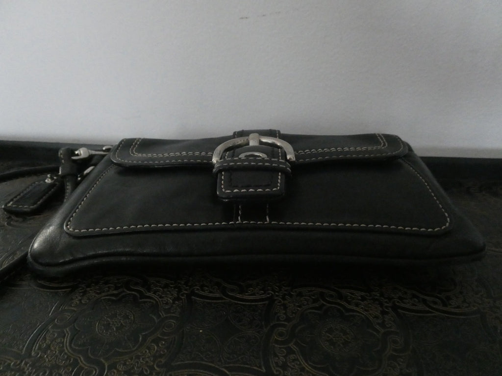Authentic Vintage Coach Women’s Leather Wristlet Black Small Wallet