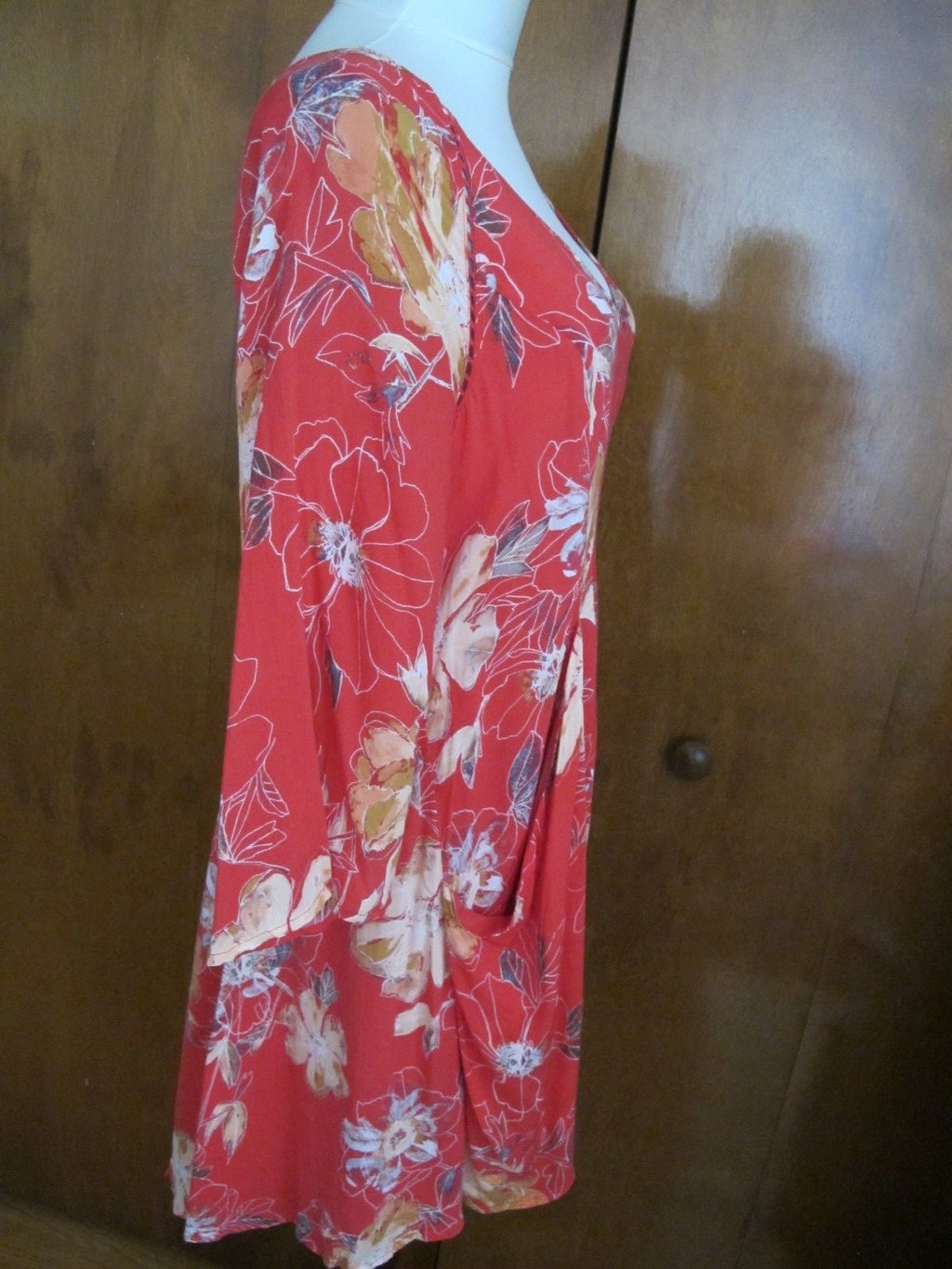 Free People women multi color relaxed fit short lined 3/4 Sleeve rayon dress 10 