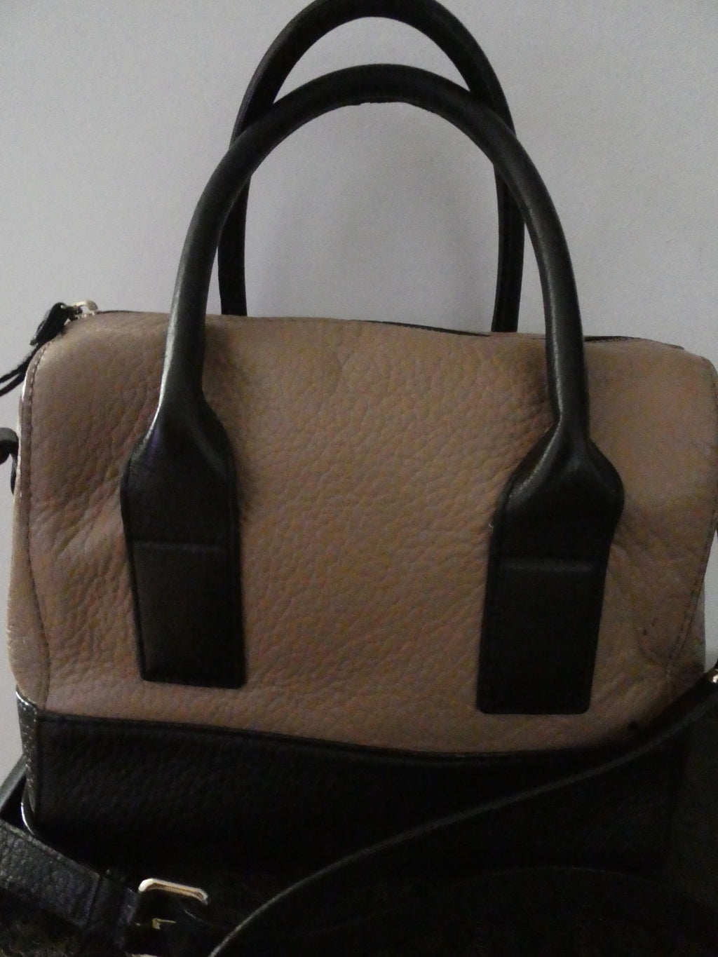 Kate Spade Women's Leather Tote Crossbody Bag Beige/Black Medium