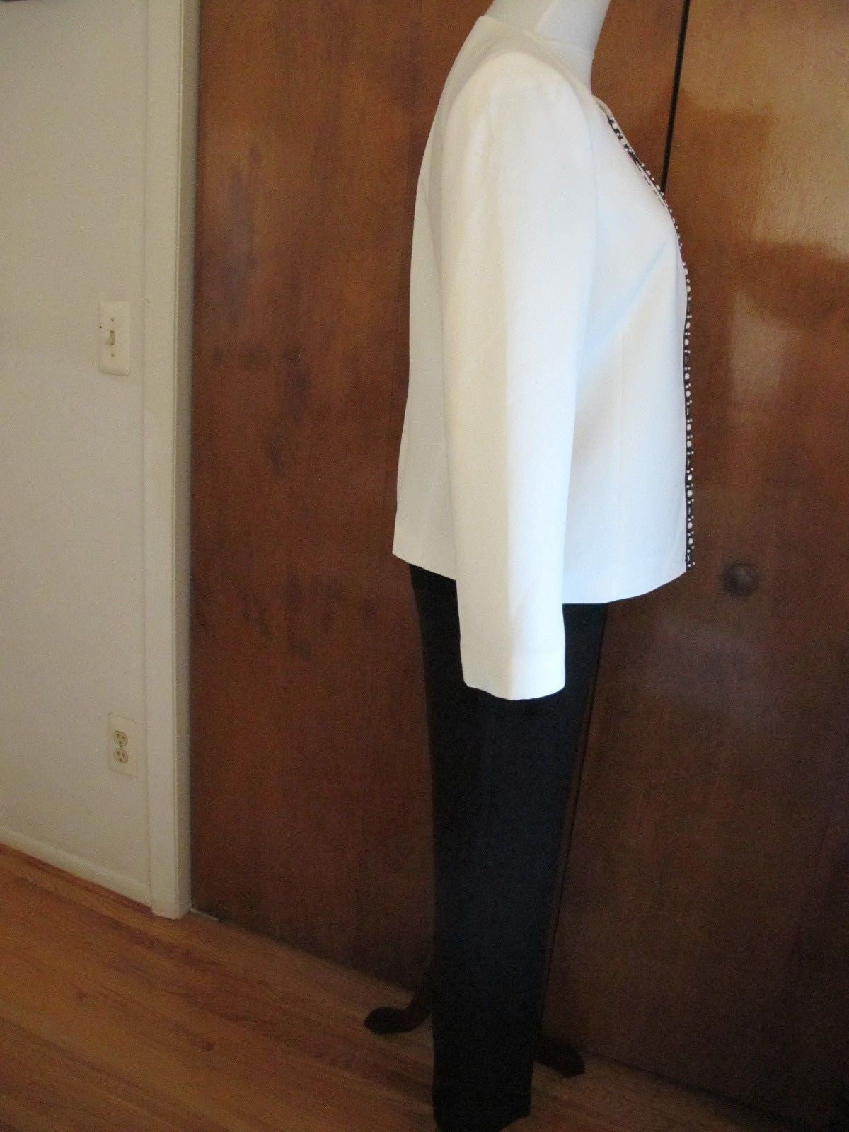 Tahari Asl Women’s White Black Pant Suit Set New
