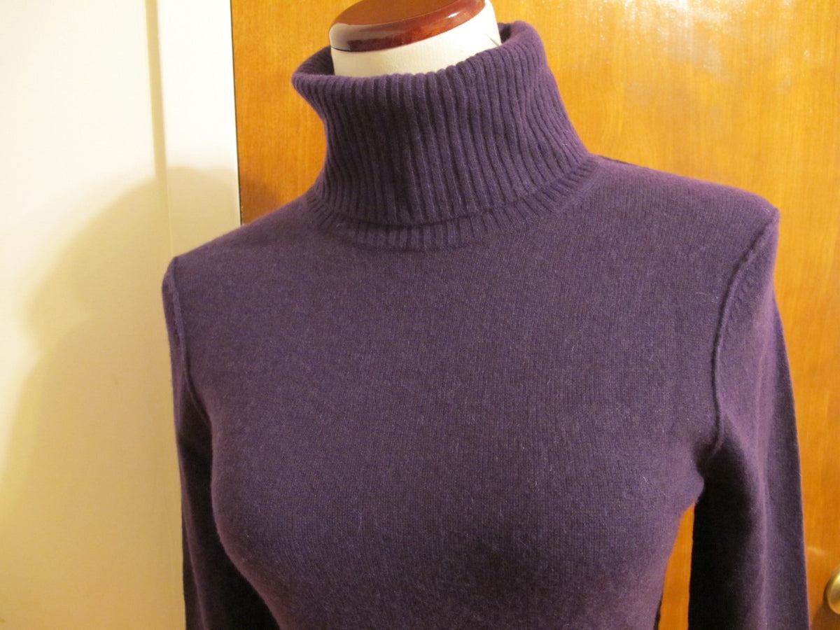 Bloomingdale's Aqua Women's Amethyst Cashmere Turtleneck Sweater XSmall