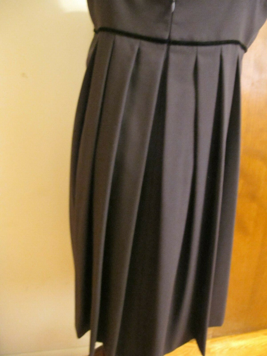 Tahari Arthur S.Levine women's eggplant overalls inspired evening dress size 10