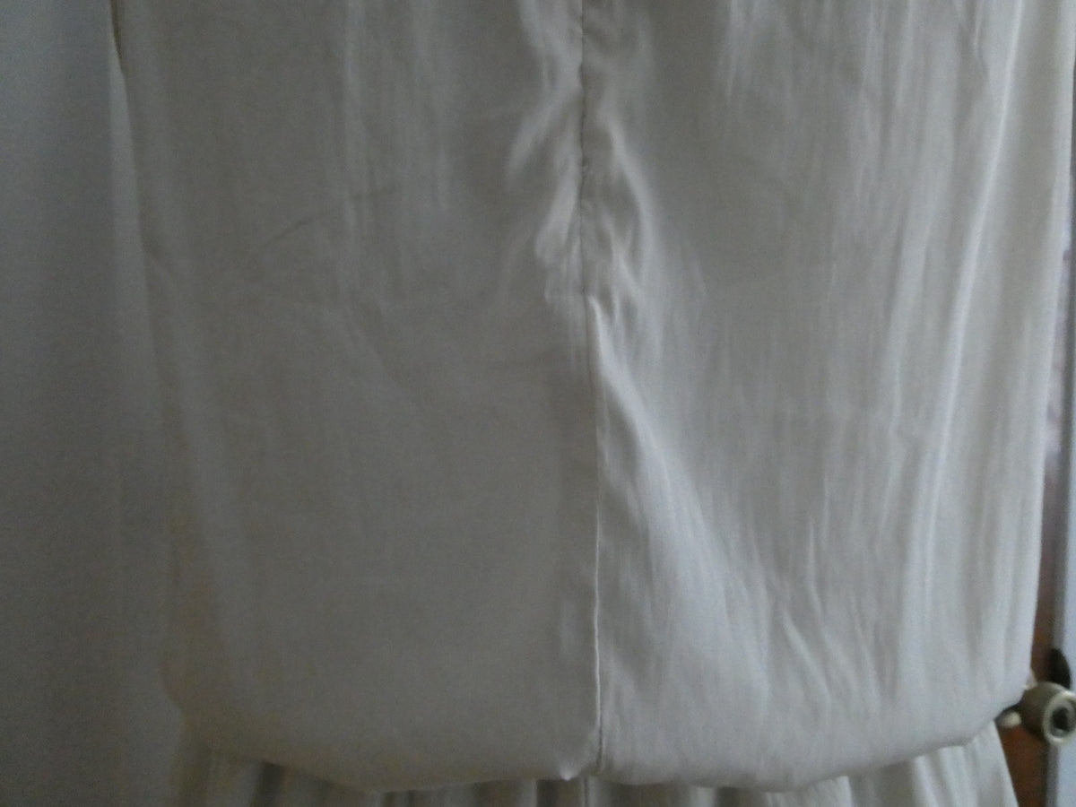 Gap Women's Ivory Sleeveless Romper Shorts Lined Size Large NWT Pull On