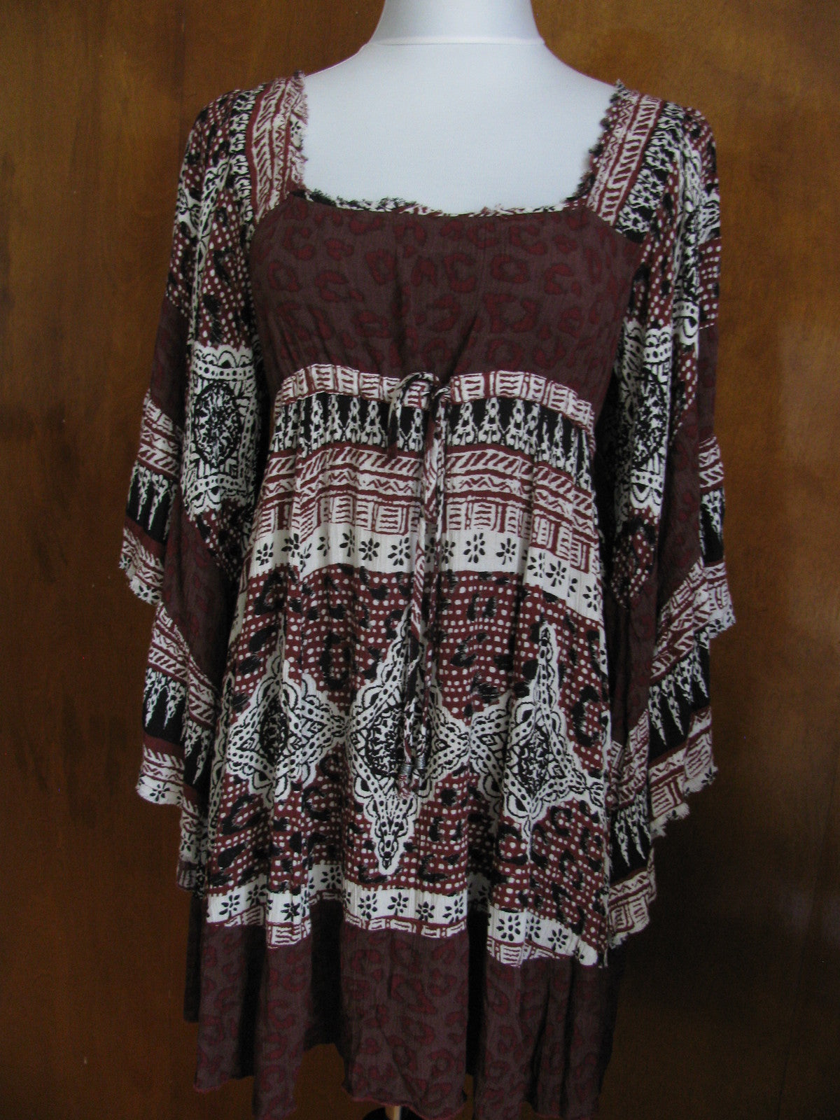 Free People women’s scarlet relaxed fit short lined rayon dress XSmall 