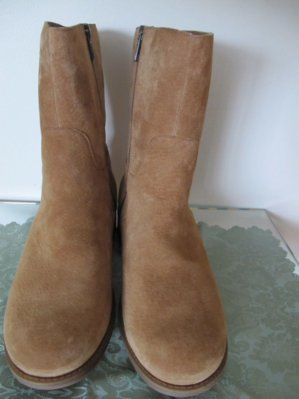 Ugg Australia women’s brown suede New boots USA size 7 7.5