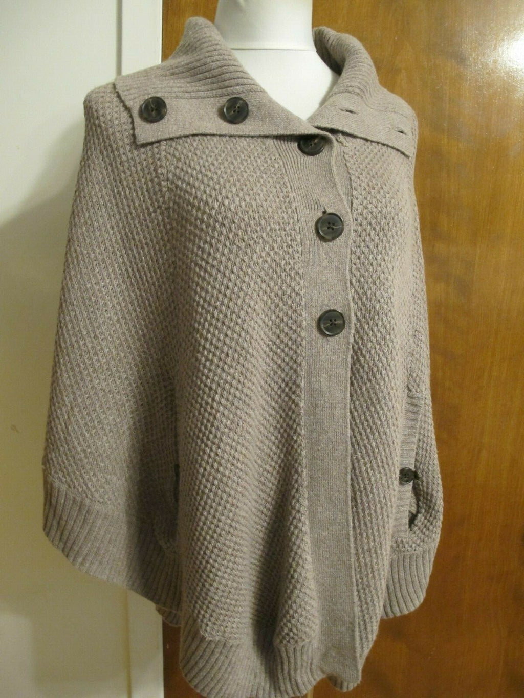 Gap Poncho  Women's Beige With Pockets Medium