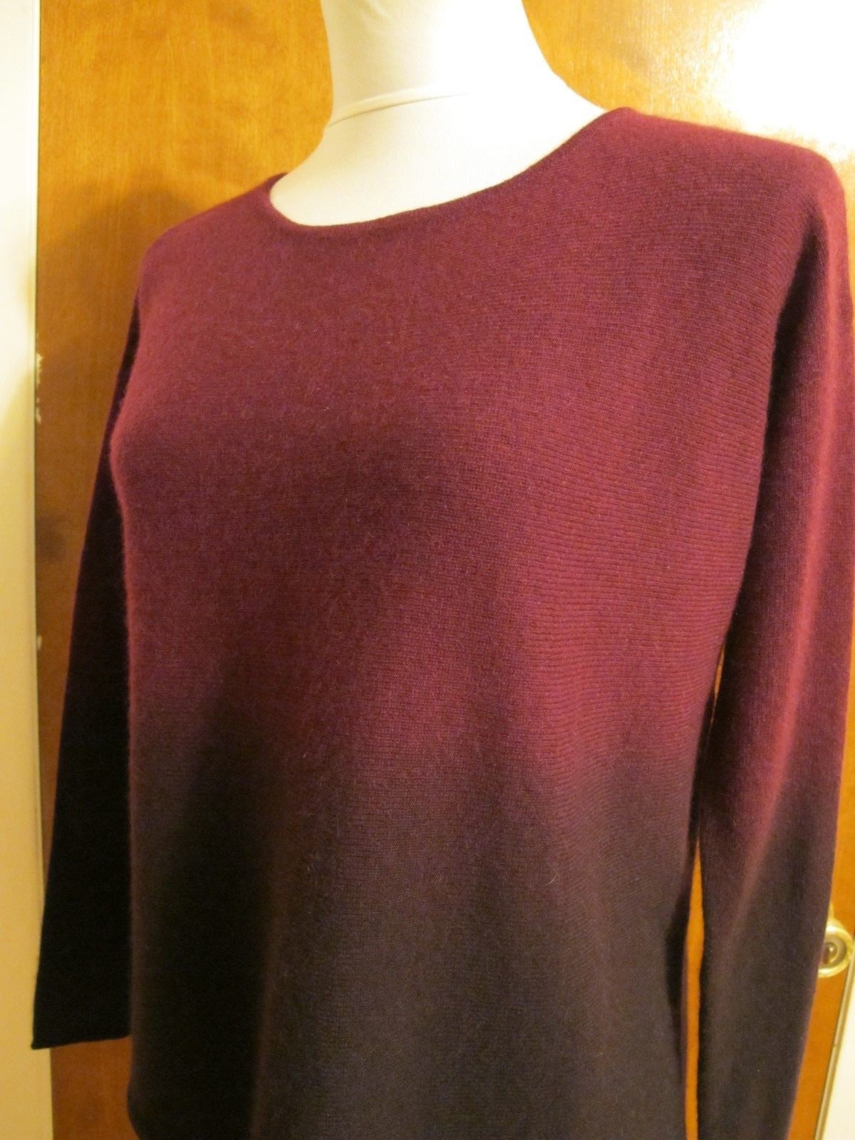 By Bloomingdale’s Womens Burgundy Black 2Ply Cashmere Detailed Sweater Small 