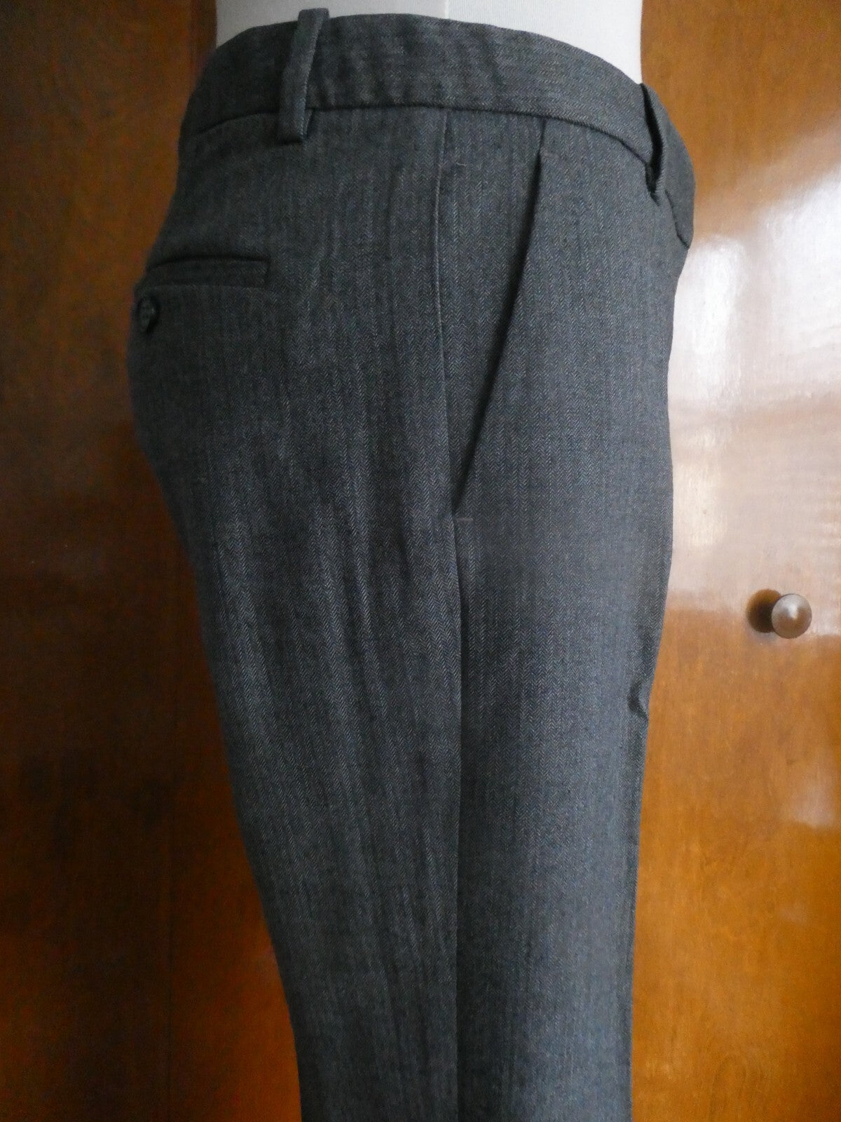 Theory women's gray dress pants size 2