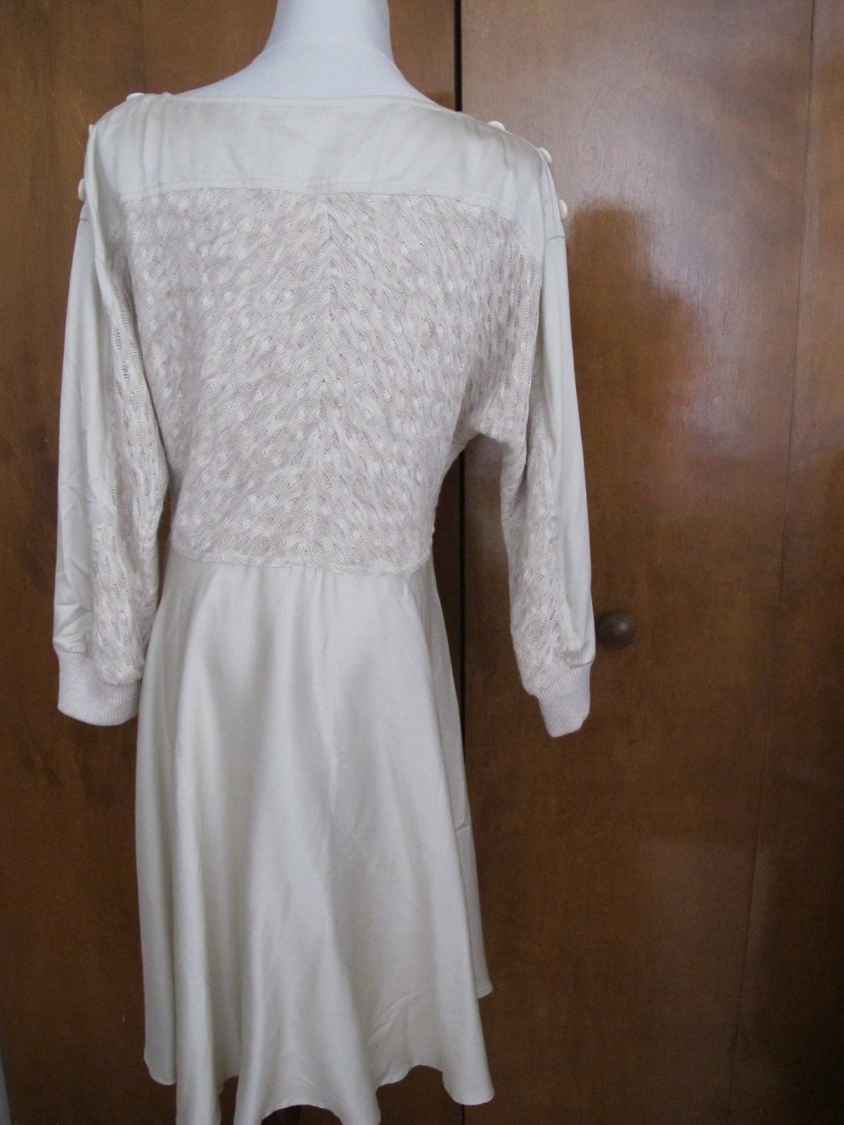  Anthropologie Women’s Beige Detailed Long Sleeves Dress  New