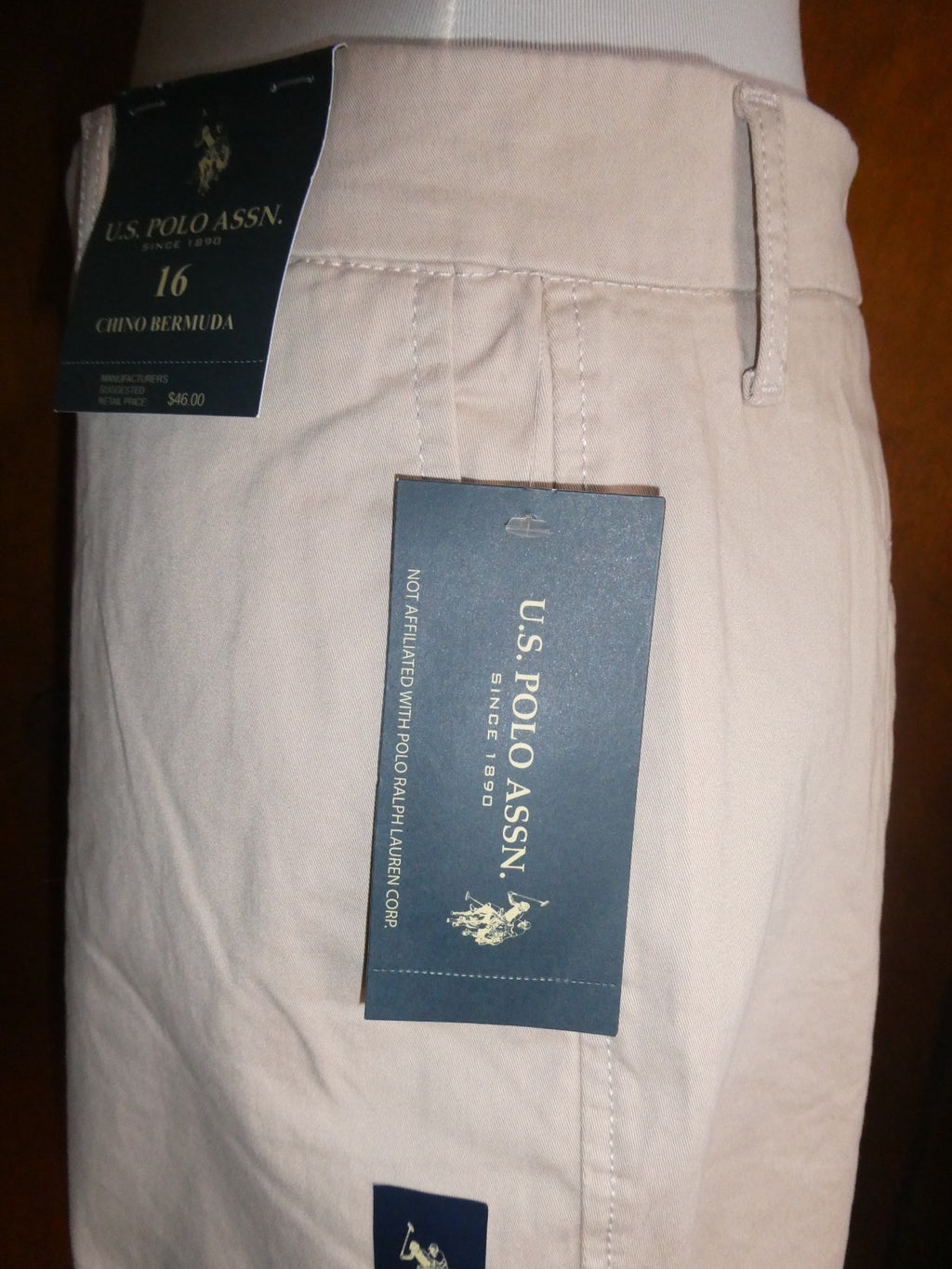 U.S. POLO ASSN. Women Beige Khaki Chino Bermuda Shorts Size 16 (Fits Like 14)