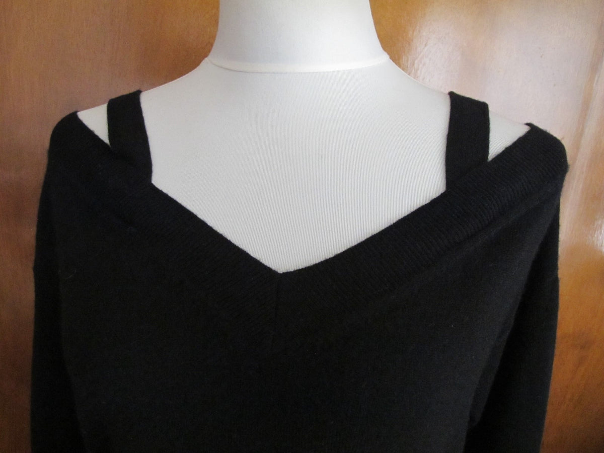Theory Women's Black Cashmere Sweater P 