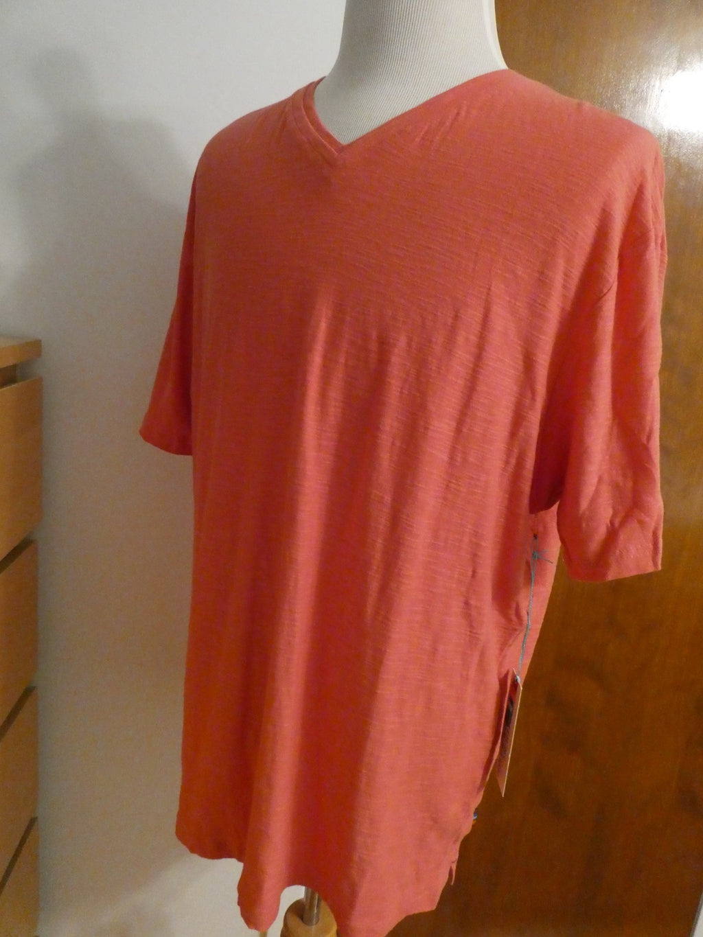 Colours Alexander Julian men’s soft 100% cotton t-shirt salmon size 2XL NEW