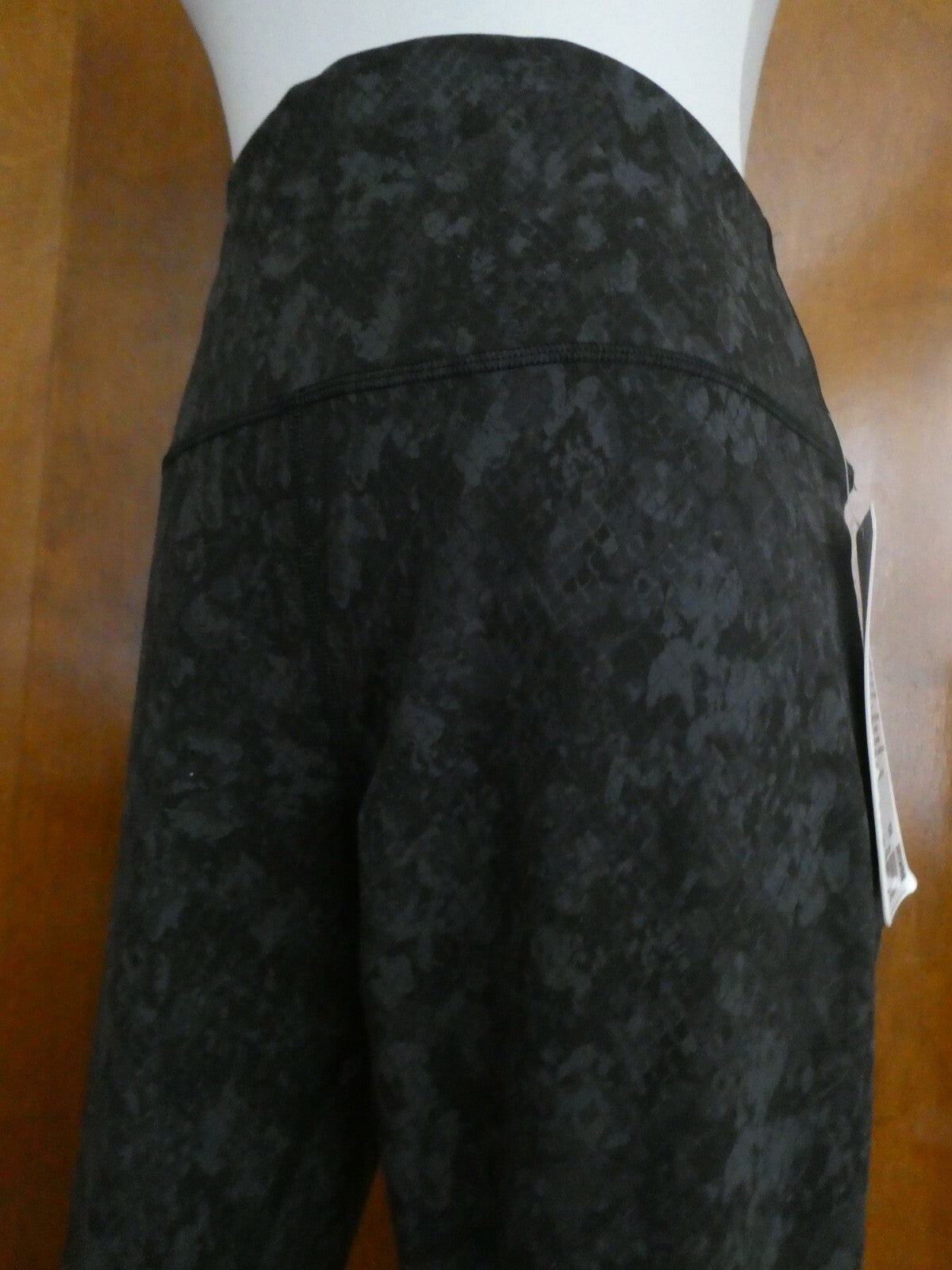 Lululemon Wunder Train Running Black/Gray Pant Tight 25"