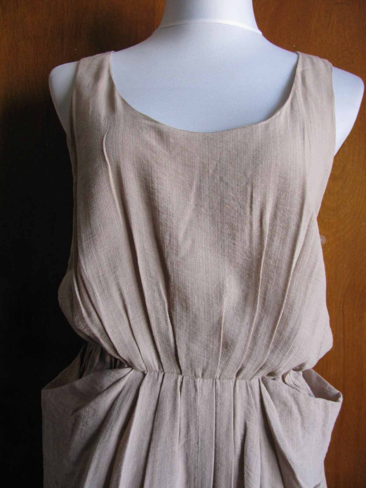 W118 By Walter Baker women’s beige scoop neck lined Anita dress New