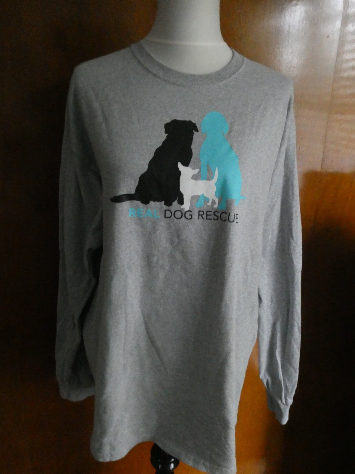Gildan Ultra Cotton Unisex XL Real Dog Rescue Gray Long Sleeve Graphic T-Shirt