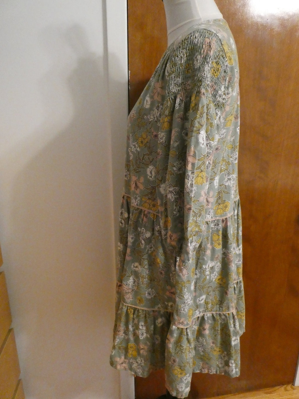 Cynthia Rowley Floral Print ¾ Sleeves Tiered Dress Sz Small 55% Linen 45% Rayon