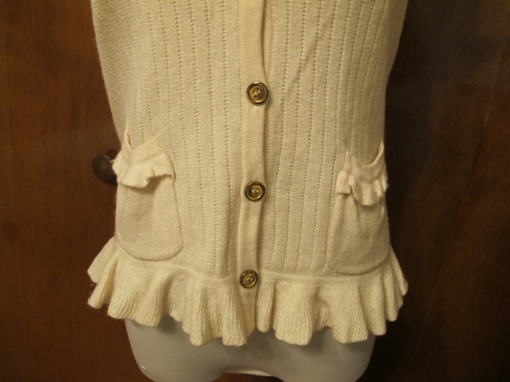 Juicy Couture women's sweater top ivory size Medium fits Small pre-owned 