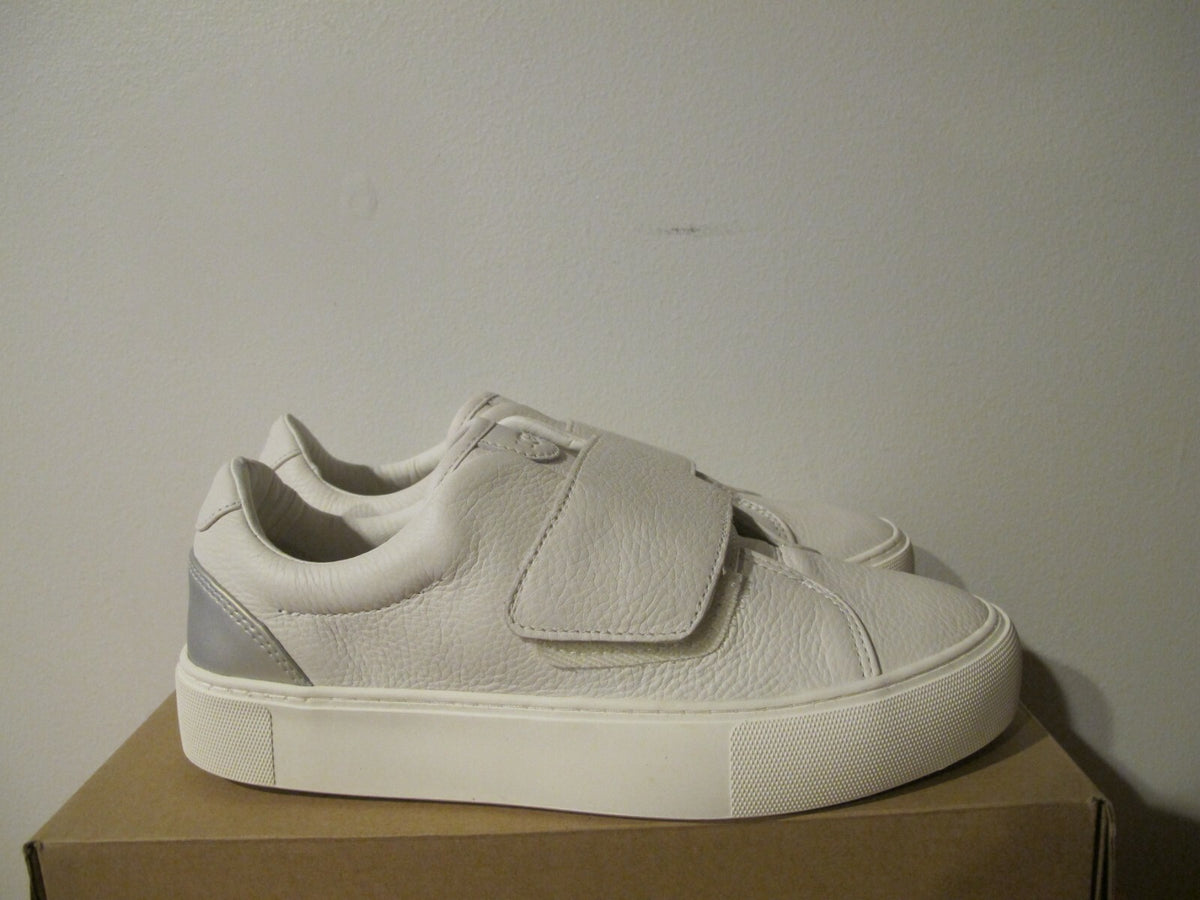UGG Australia Neri Women's White Leather Fashion Sneaker Size 8 Style# 1106621